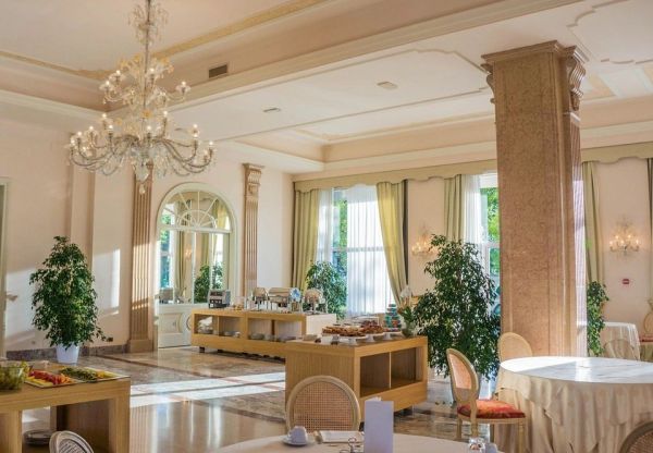 Handpicked Hotel Partnerships: Crew-Centric Comfort