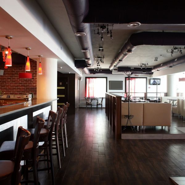 Access to Exclusive Crew Lounges: A Haven of Tranquility and Productivity