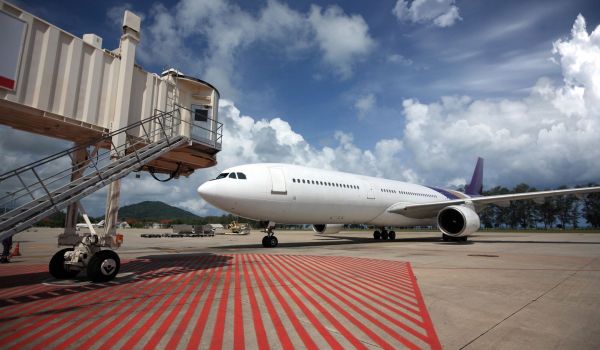 Direct Access to tarmac for crew and pilots