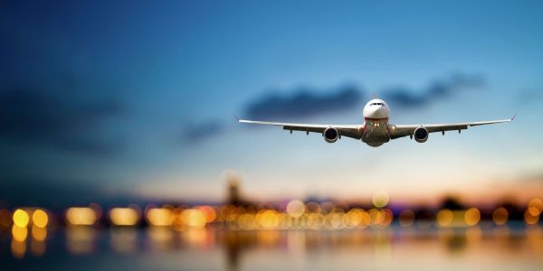 Real-time Flight Monitoring & Proactive Adjustments